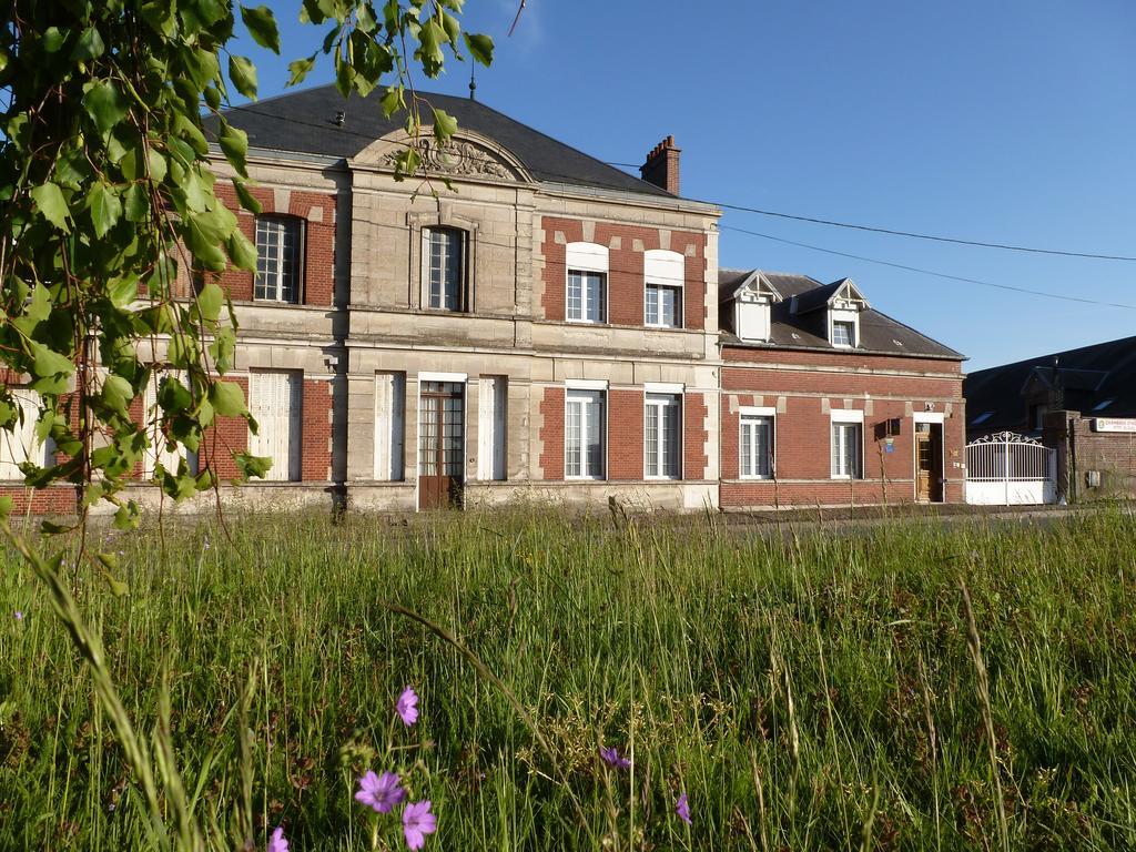 Ferme De Bonavis Bed and Breakfast Banteux Eksteriør billede